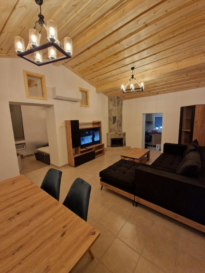 Aprosmeno Jacuzzi House 4 Apartment Agros Luaran gambar